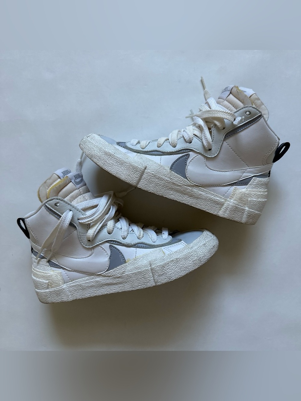 Nike (x) Sacai Blazer Mid white grey US 6.0 men’s / 7.5 Women